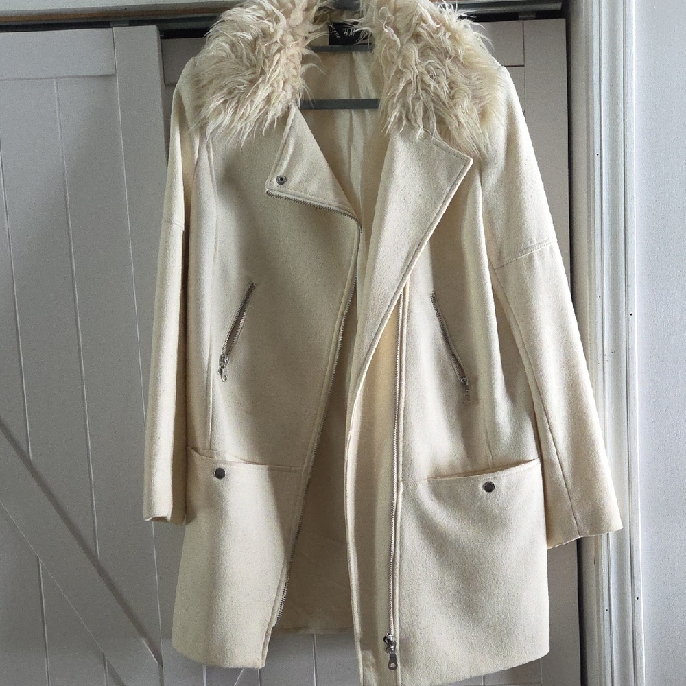 H&M Cream Teddy Jacket with Faux Fur Collar